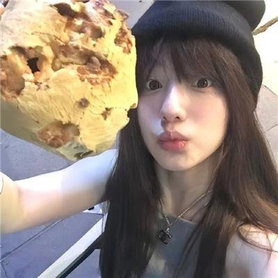 蕾哈娜内衣秀4